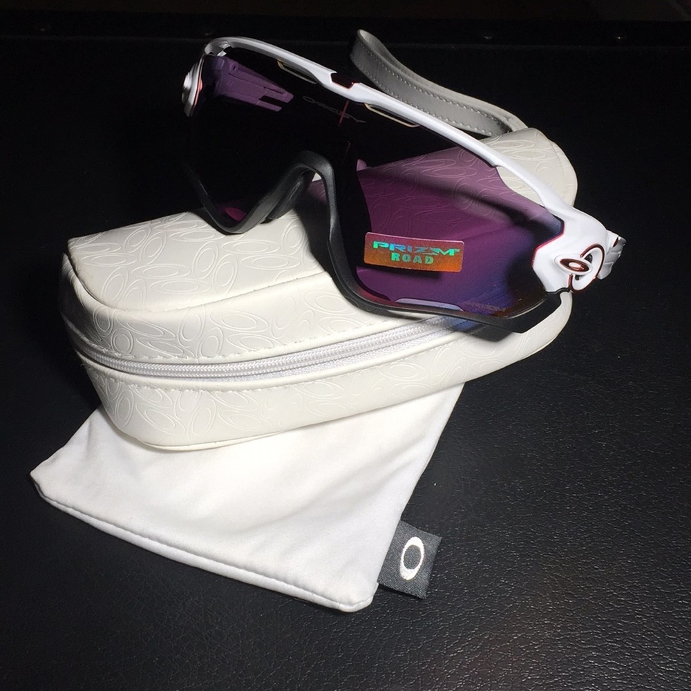 Oakley Jaw Breaker.